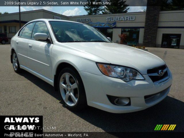 2009 Subaru Legacy 2.5i Sedan in Satin White Pearl