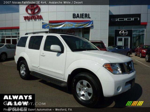 2007 Nissan Pathfinder SE 4x4 in Avalanche White
