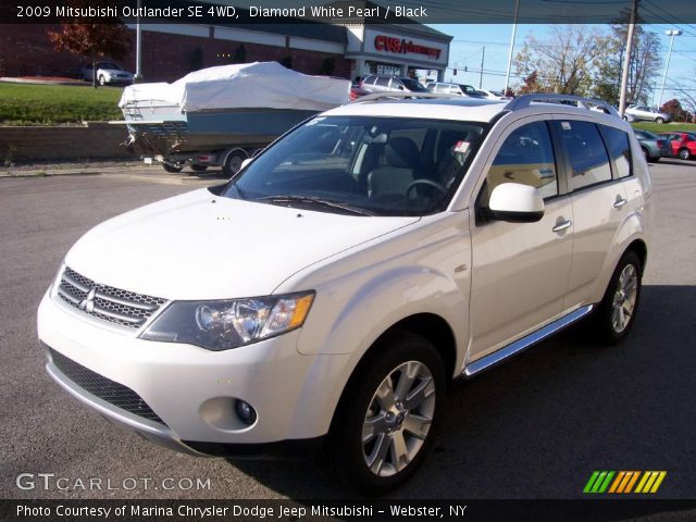 2009 Mitsubishi Outlander SE 4WD in Diamond White Pearl