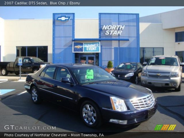 2007 Cadillac DTS Sedan in Blue Chip