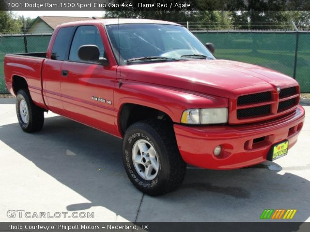 2001 Dodge Ram 1500 Sport Club Cab 4x4 in Flame Red