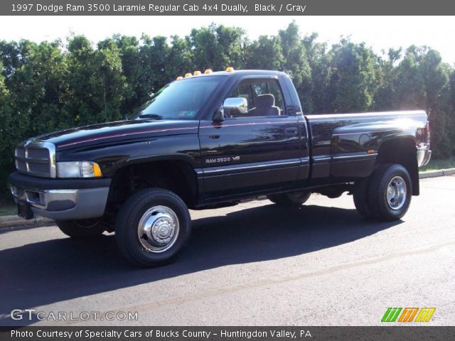 1997 Dodge Ram 3500 Laramie Regular Cab 4x4 Dually in Black