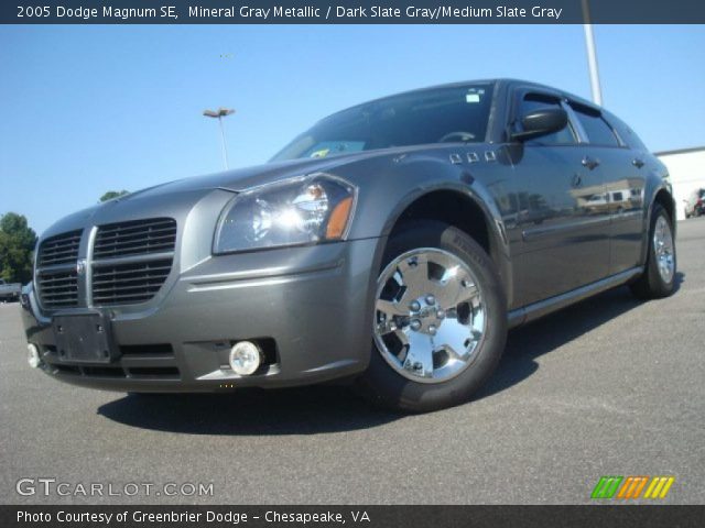 2005 Dodge Magnum SE in Mineral Gray Metallic
