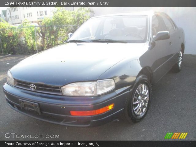 1994 Toyota Camry LE Sedan in Dark Emerald Pearl