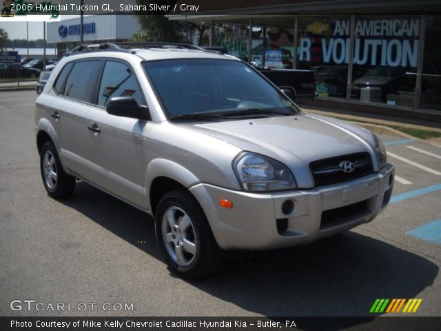 2006 Hyundai Tucson GL in Sahara Silver