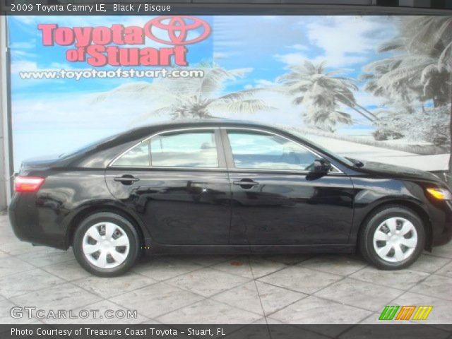 2009 Toyota Camry LE in Black