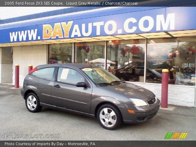 2005 Ford Focus ZX3 SES Coupe in Liquid Grey Metallic
