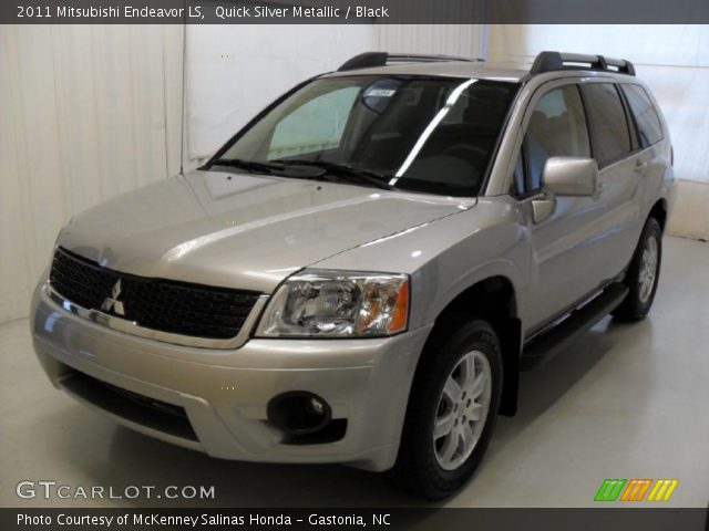 2011 Mitsubishi Endeavor LS in Quick Silver Metallic
