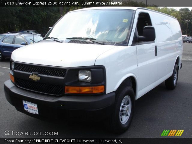 2010 Chevrolet Express 2500 Moving Van in Summit White