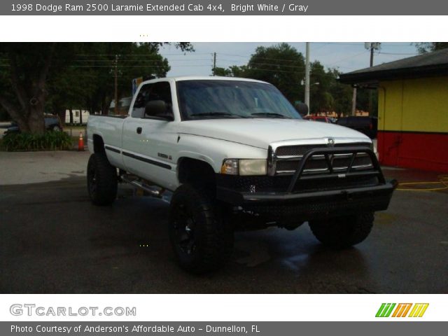 1998 Dodge Ram 2500 Laramie Extended Cab 4x4 in Bright White