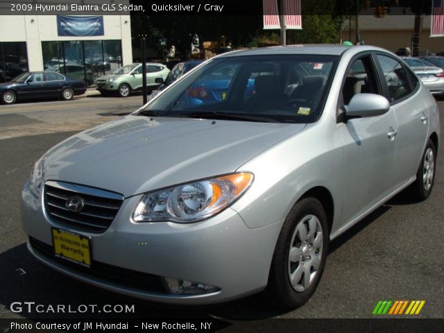 2009 Hyundai Elantra GLS Sedan in Quicksilver