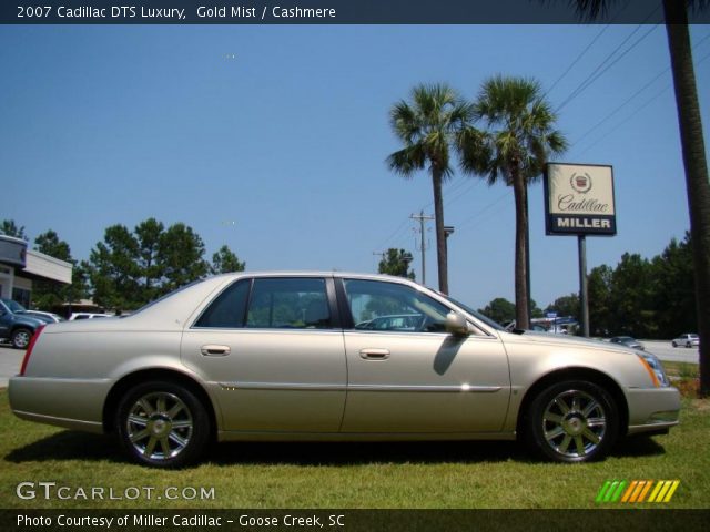 2007 Cadillac DTS Luxury in Gold Mist