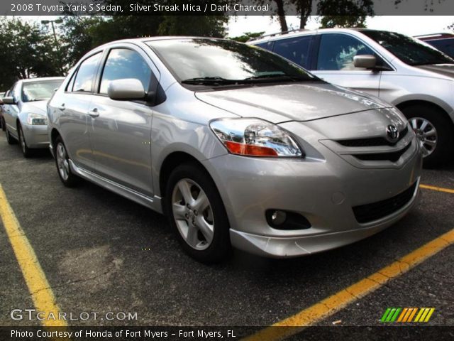 2008 Toyota Yaris S Sedan in Silver Streak Mica