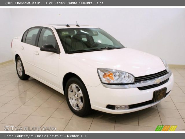 2005 Chevrolet Malibu LT V6 Sedan in White