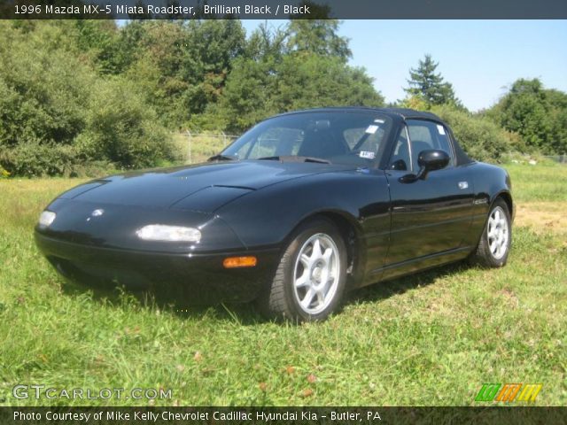 1996 Mazda MX-5 Miata Roadster in Brilliant Black