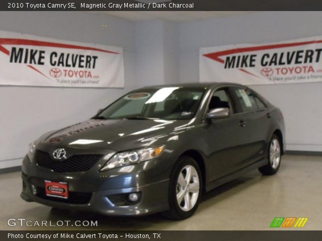 2010 Toyota Camry SE in Magnetic Gray Metallic
