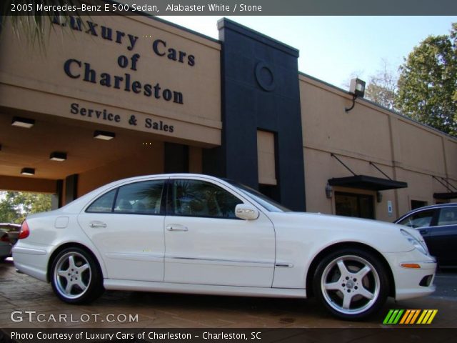 2005 Mercedes-Benz E 500 Sedan in Alabaster White