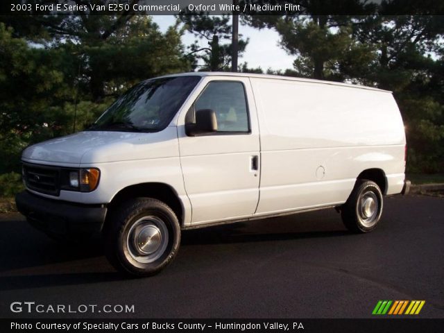 2003 Ford E Series Van E250 Commercial in Oxford White