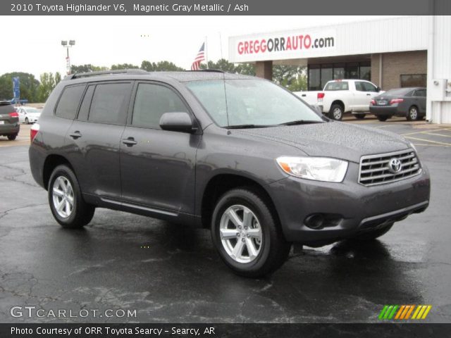 2010 Toyota Highlander V6 in Magnetic Gray Metallic