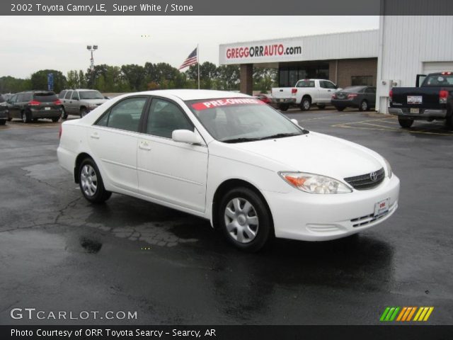 2002 Toyota Camry LE in Super White