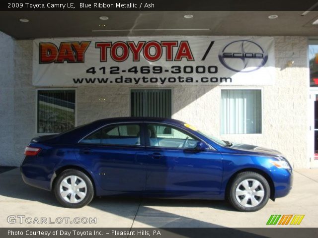 2009 Toyota Camry LE in Blue Ribbon Metallic