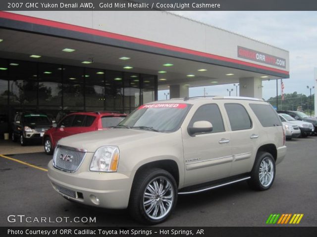 2007 GMC Yukon Denali AWD in Gold Mist Metallic
