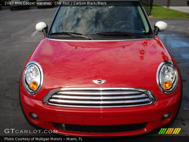 2007 Mini Cooper Hardtop in Chili Red