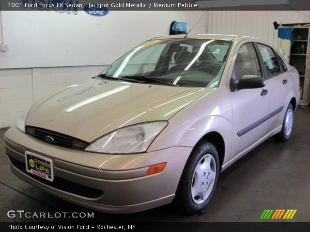 2001 Ford Focus LX Sedan in Jackpot Gold Metallic