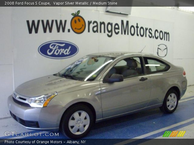 2008 Ford Focus S Coupe in Vapor Silver Metallic