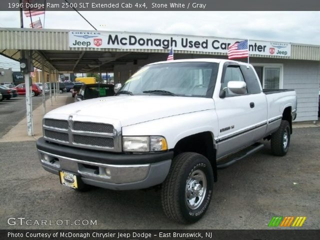 1996 Dodge Ram 2500 SLT Extended Cab 4x4 in Stone White