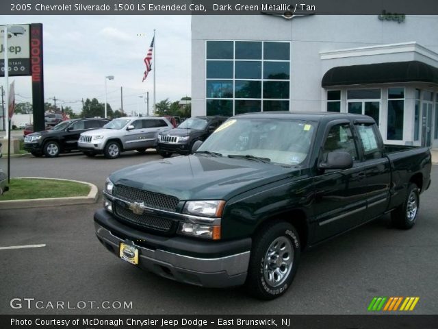 2005 Chevrolet Silverado 1500 LS Extended Cab in Dark Green Metallic