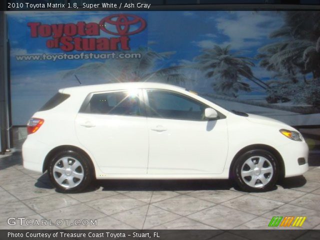 2010 Toyota Matrix 1.8 in Super White