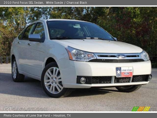 2010 Ford Focus SEL Sedan in White Suede