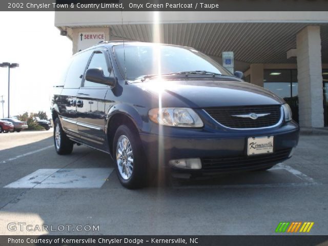 2002 Chrysler Town & Country Limited in Onyx Green Pearlcoat