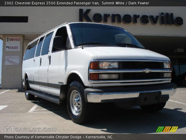 2002 Chevrolet Express 3500 Extended Passenger Van in Summit White