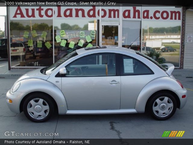 2000 Volkswagen New Beetle GLS Coupe in Silver Metallic