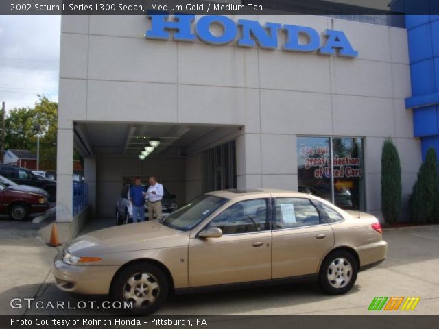 2002 Saturn L Series L300 Sedan in Medium Gold