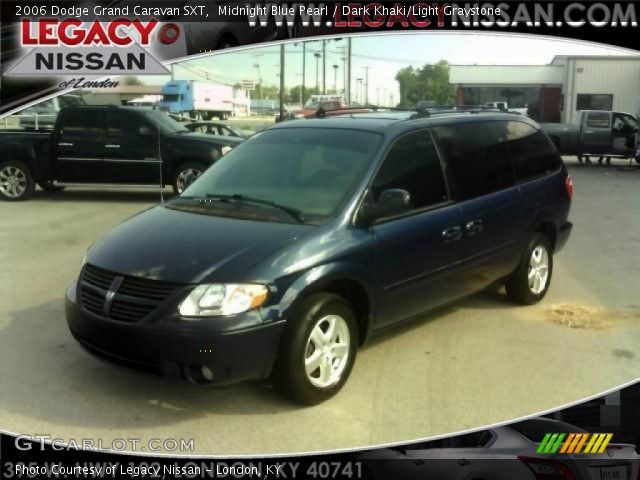 2006 Dodge Grand Caravan SXT in Midnight Blue Pearl