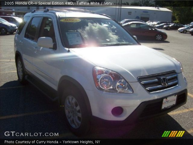 2005 Honda CR-V Special Edition 4WD in Taffeta White
