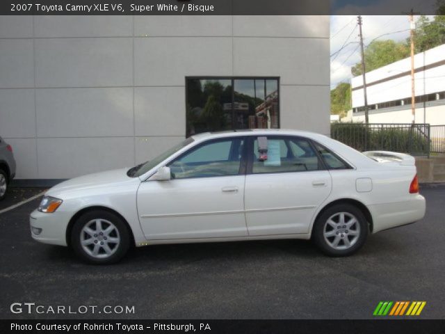 2007 Toyota Camry XLE V6 in Super White