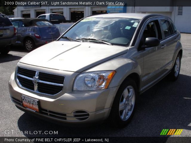 2009 Dodge Caliber SXT in Light Sandstone Metallic