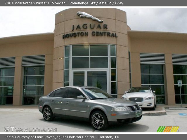 2004 Volkswagen Passat GLS Sedan in Stonehenge Grey Metallic