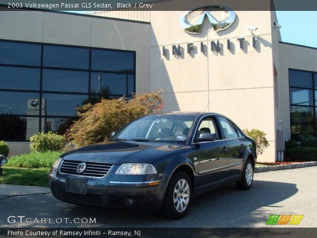 2003 Volkswagen Passat GLS Sedan in Black