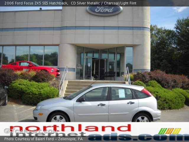 2006 Ford Focus ZX5 SES Hatchback in CD Silver Metallic