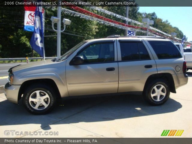 2006 Chevrolet TrailBlazer LS in Sandstone Metallic