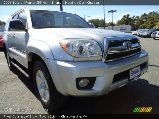 2006 Toyota 4Runner SR5 4x4 in Titanium Metallic