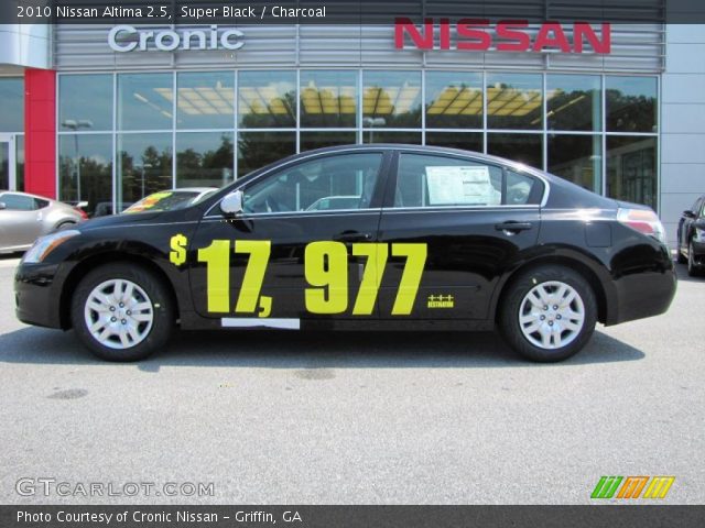 2010 Nissan Altima 2.5 in Super Black
