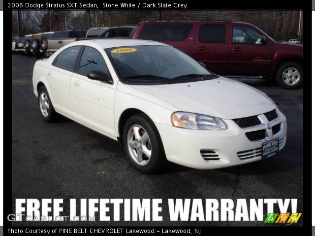 2006 Dodge Stratus SXT Sedan in Stone White