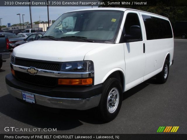 2010 Chevrolet Express LT 3500 Extended Passenger Van in Summit White