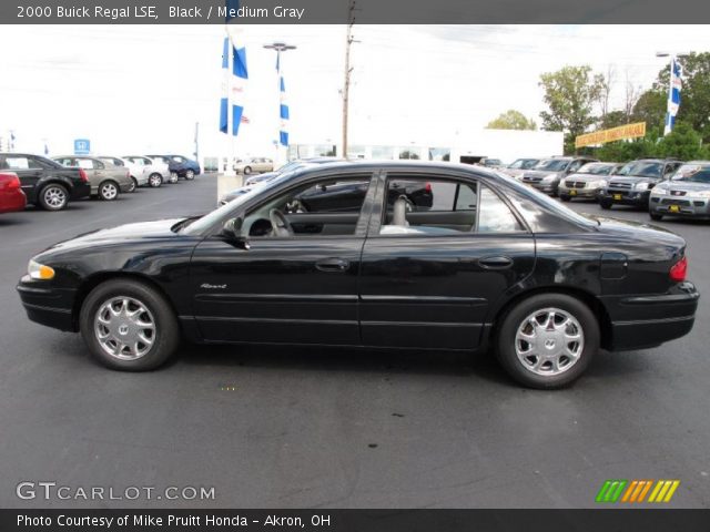 2000 Buick Regal LSE in Black